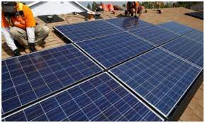 FG begins installation of solar power project in Makoko community